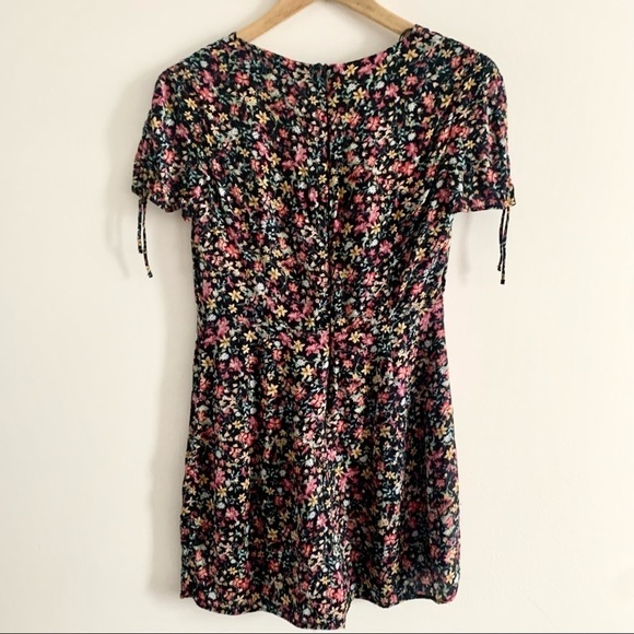 Bershka GIRL Short Sleeve Playsuit Allover Floral Print V Neck Romper - Picture 11 of 15